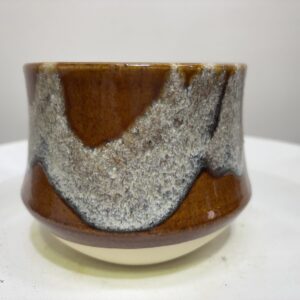 陶器鉢　茶色　模様入り　3.5号サイズ